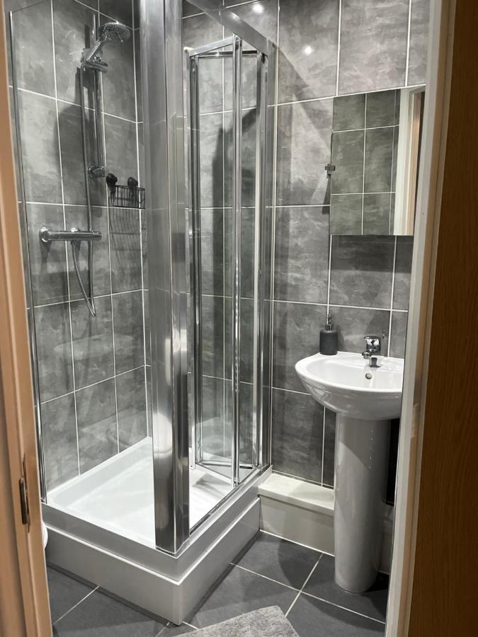 Beautiful Apartment & Parking 요크 외부 사진