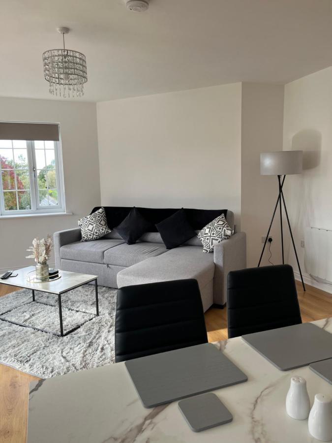 Beautiful Apartment & Parking 요크 외부 사진