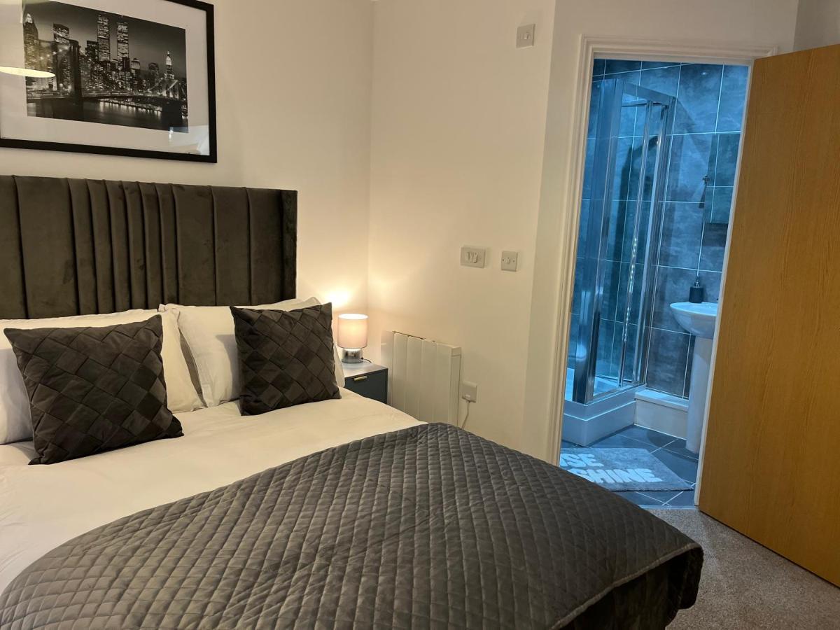 Beautiful Apartment & Parking 요크 외부 사진